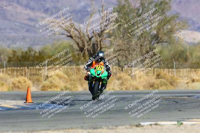 media/Jan-16-2022-CVMA (Sun) [[7f3d92989d]]/Race 3 Amateur Supersport Middleweight/